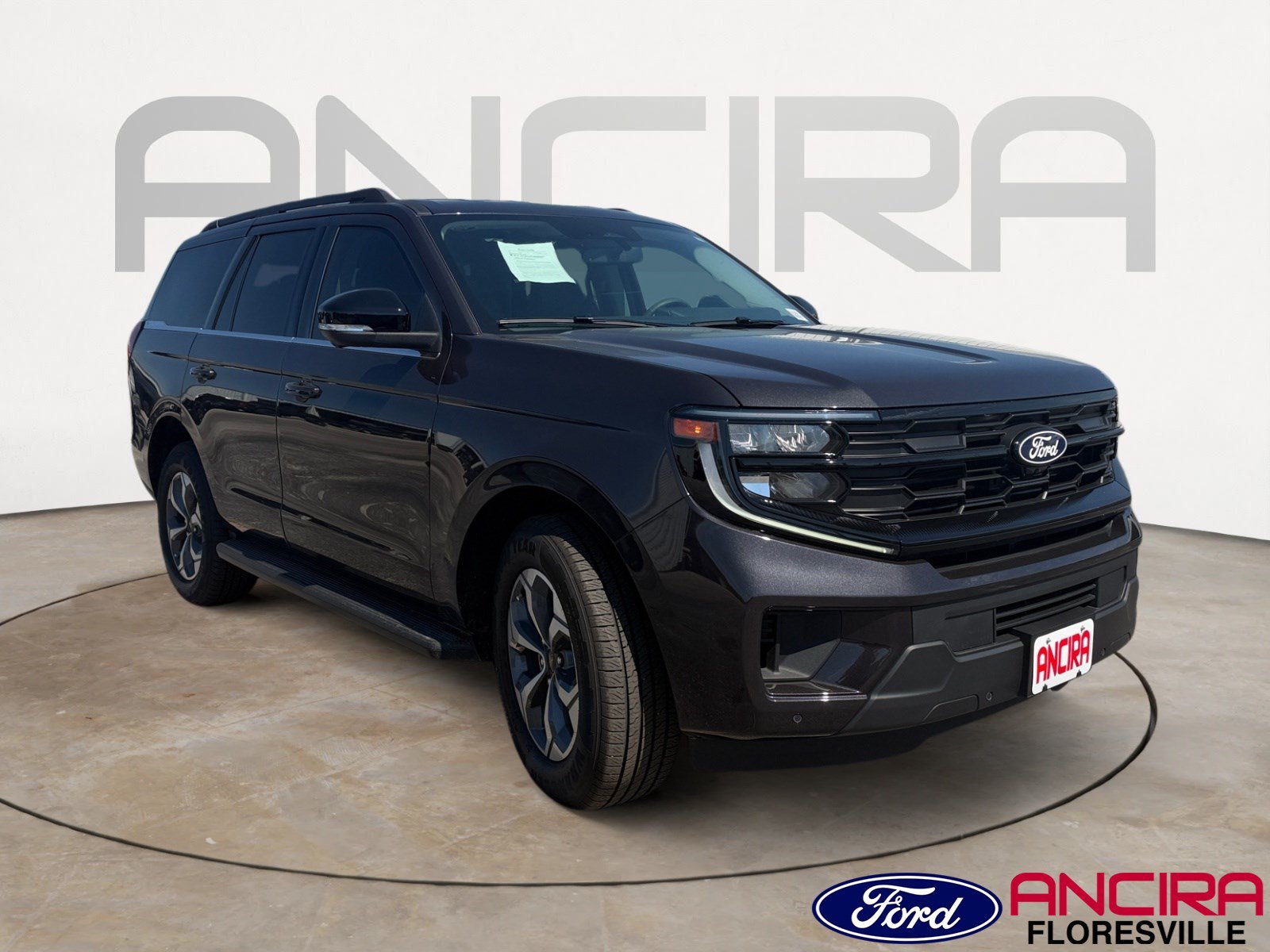 Used 2027 Gray Metallic Ford Active image 1