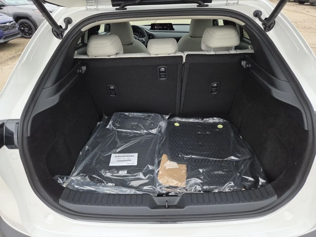 2026 Mazda CX-30 Premium - Photo 14