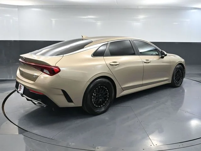 Used 2021 Beige Kia LXS image 5