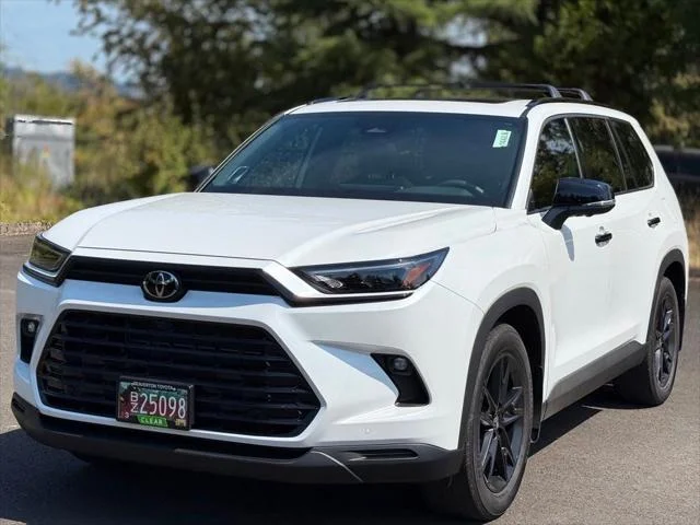 Certified Used 2026 WIND CHILL PEARL Toyota  image 1