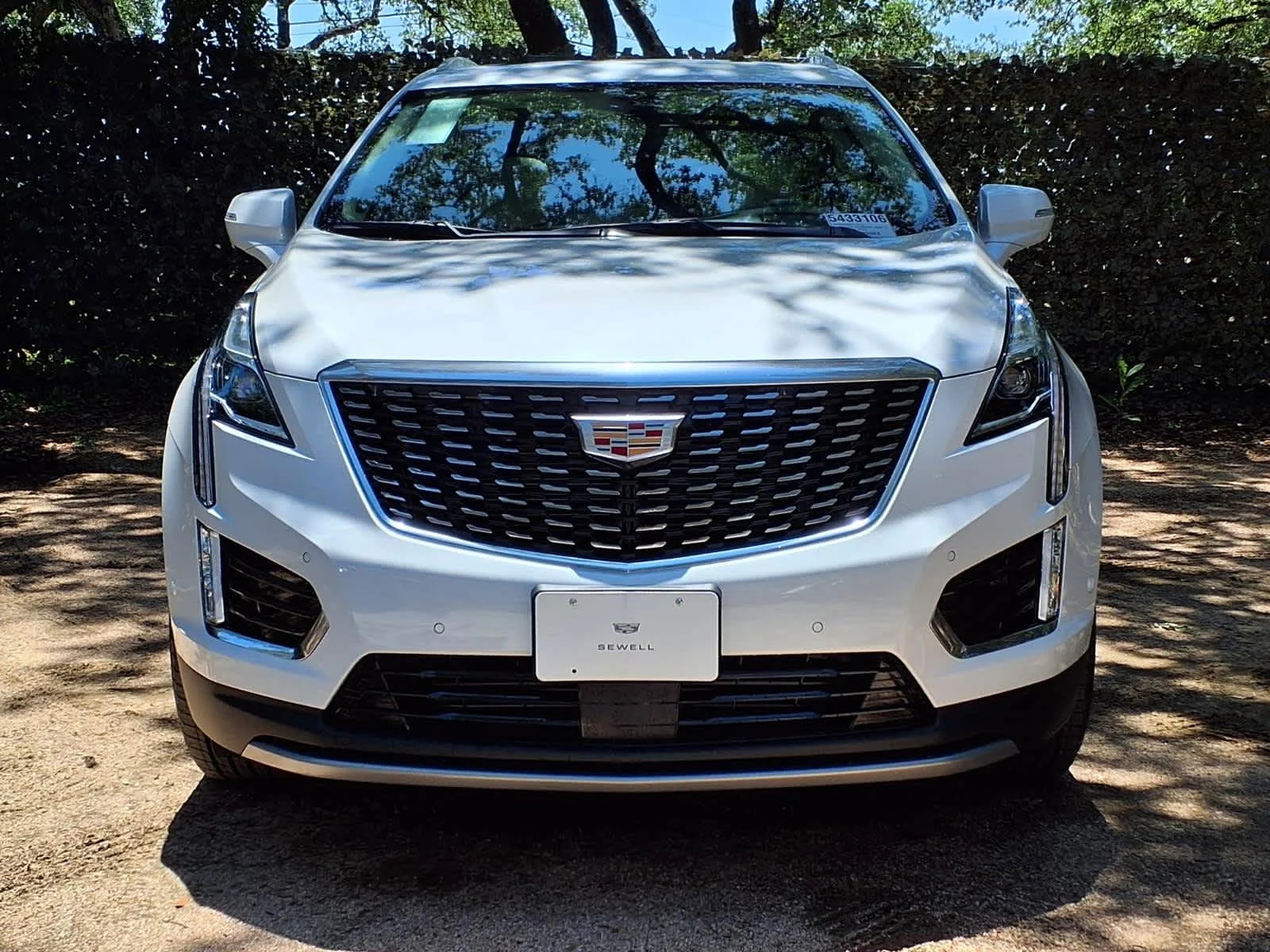 New 2026 Crystal White Tricoat Cadillac Premium Luxury image 2