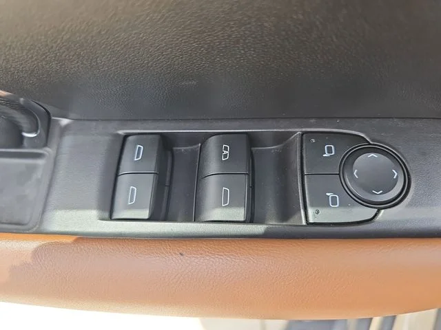 Used 2023 Beige GMC AT4 image 28