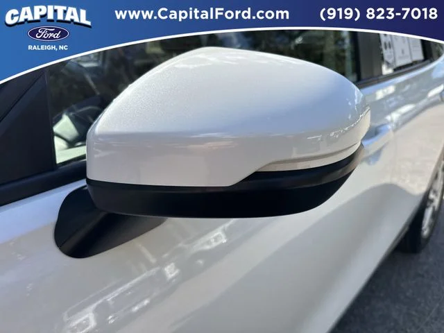 Used 2023 White Honda LX image 12