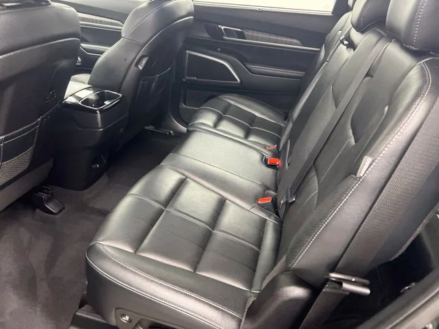 Used 2024 Black Kia EX image 11
