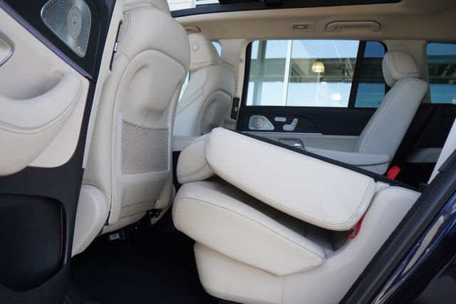 Used 2022 Blue Mercedes-Benz GLS 450 image 33