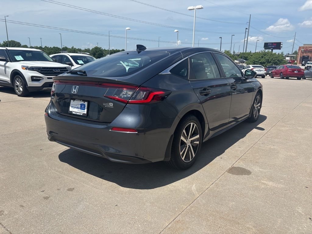 Certified Used 2024 Meteorite Gray Metallic Honda LX image 5