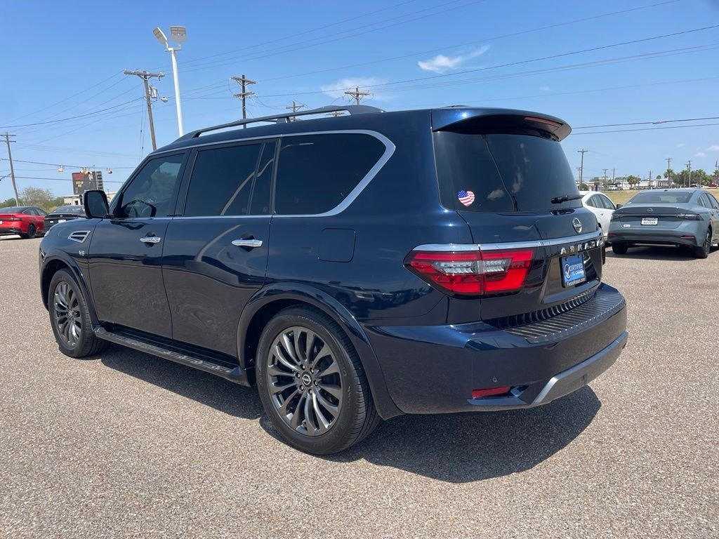 Used 2022 Blue Nissan Platinum image 5