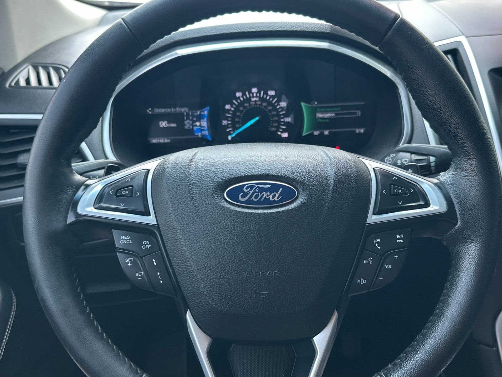 Used 2016 White Platinum Clearcoat Metallic Ford Titanium image 22