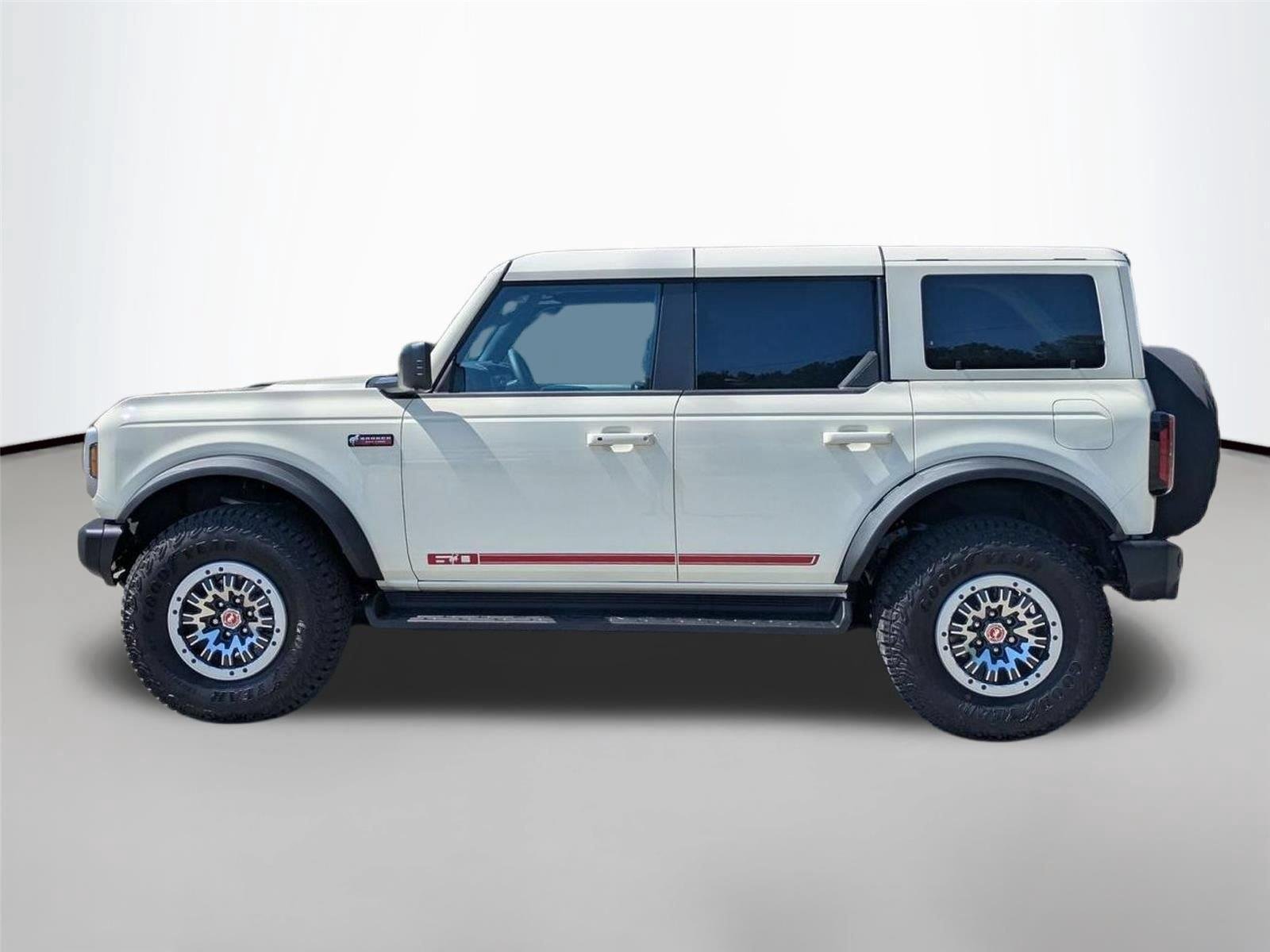 New 2026 Wimbledon White Ford Outer Banks® image 8