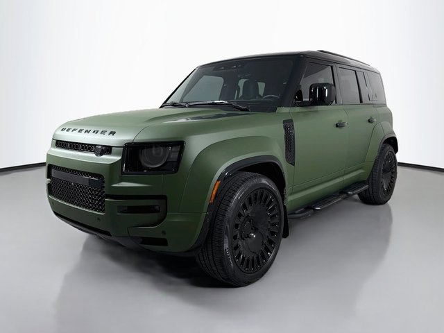 2026 Land Rover Defender 110 OCTA Black