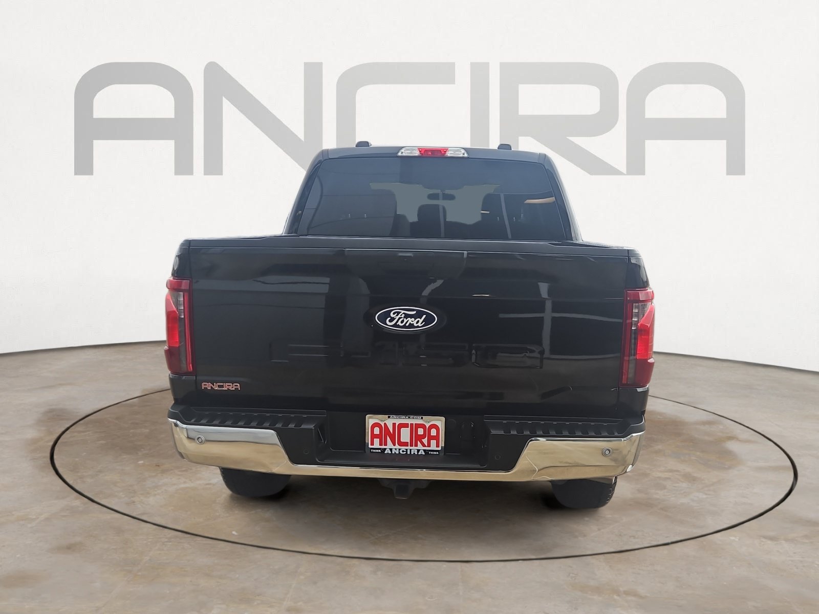 Used 2025 Black Metallic Ford XLT image 8