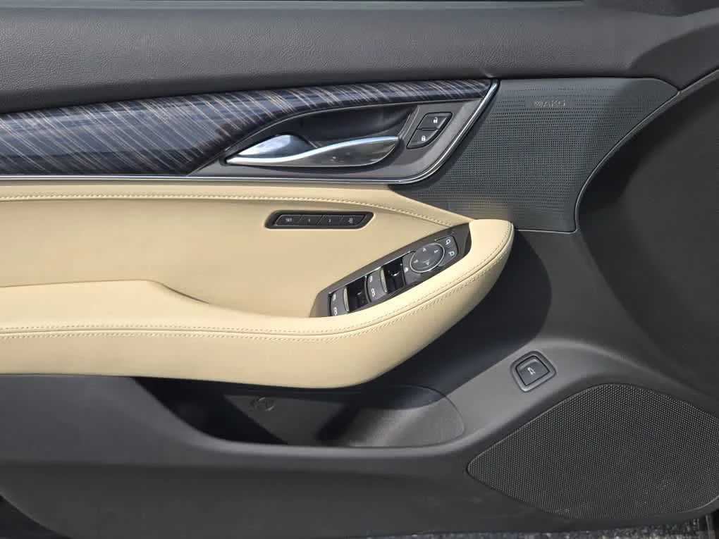 2025 Cadillac CT5 Premium Luxury - Photo 9