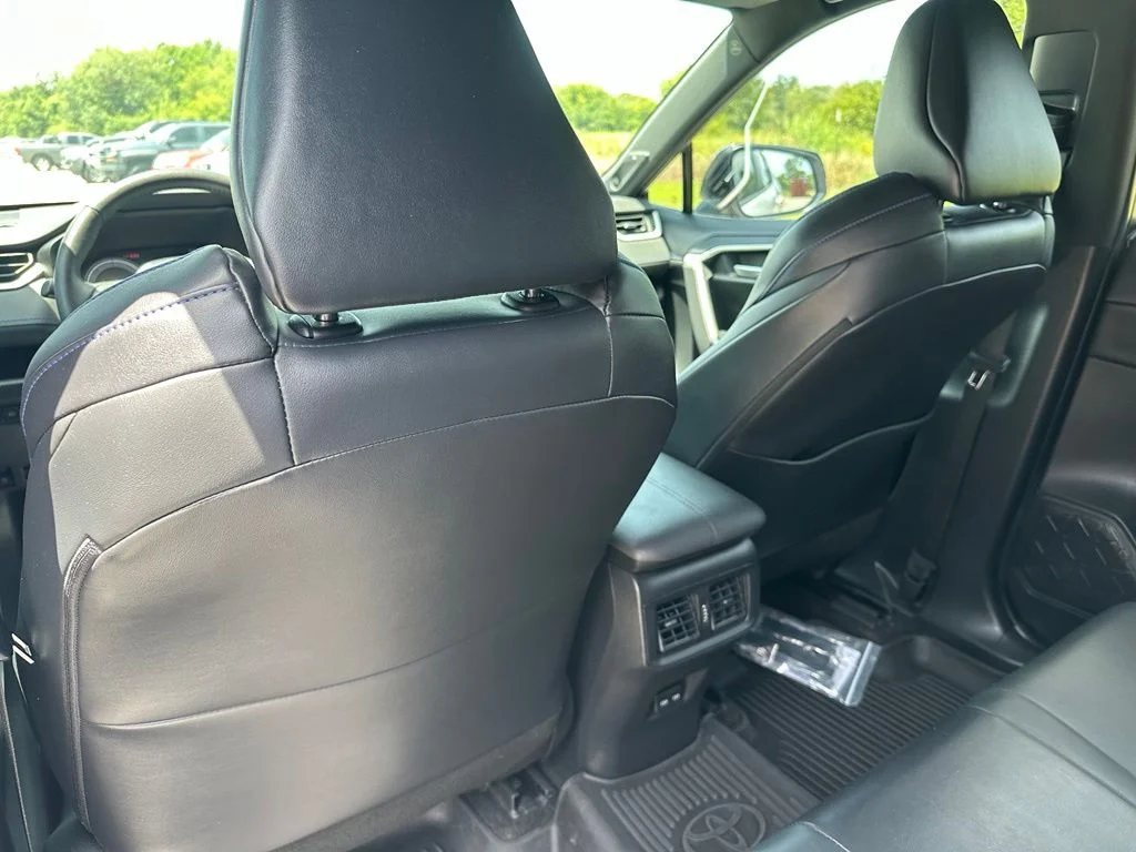 2023 Toyota RAV4 XSE - Photo 23