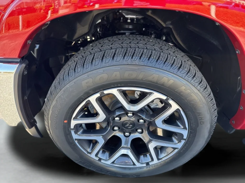 New 2026 Molten Red Pearl-Coat Exterior Paint RAM Laramie image 44