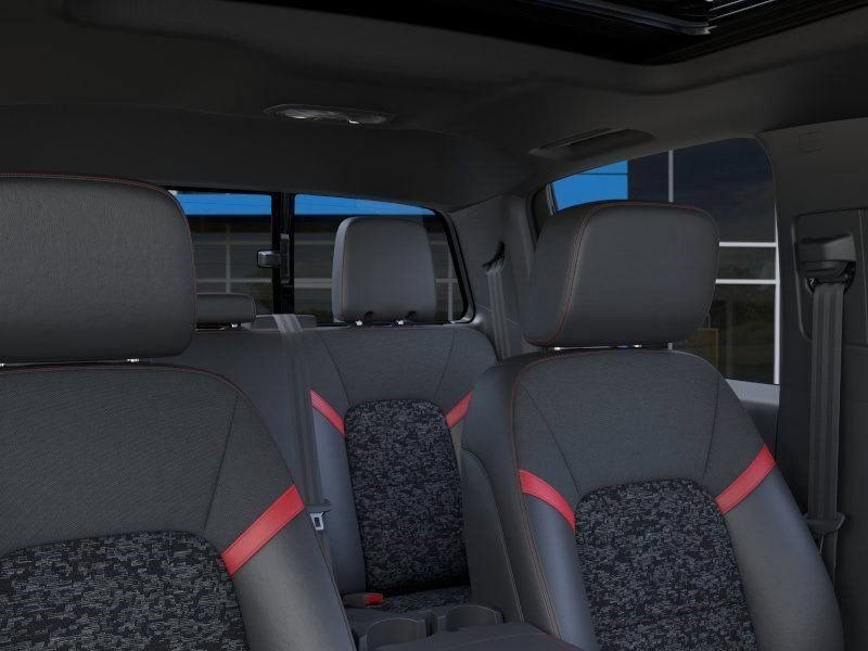 2026 Chevrolet Colorado Z71 - Photo 24