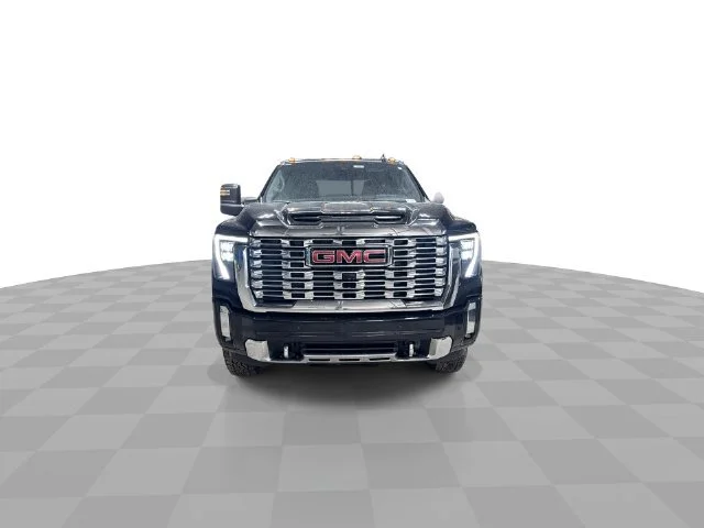 2026 GMC Sierra 3500HD Denali - Photo 4