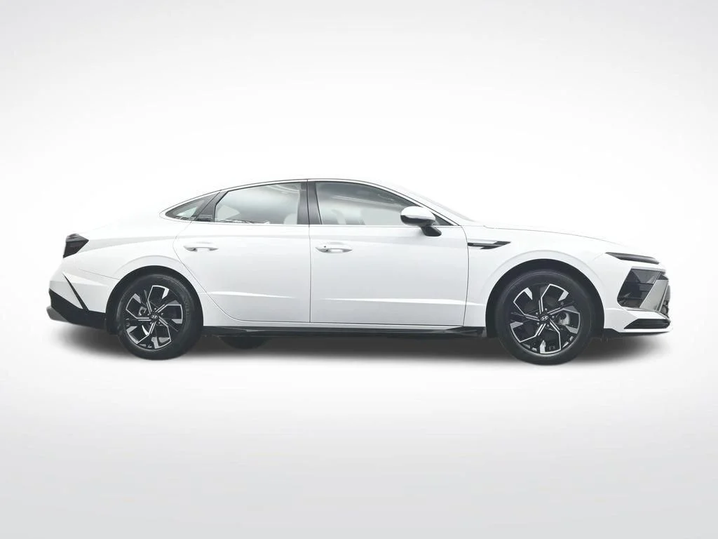 Certified Used 2025 White Hyundai SEL image 49