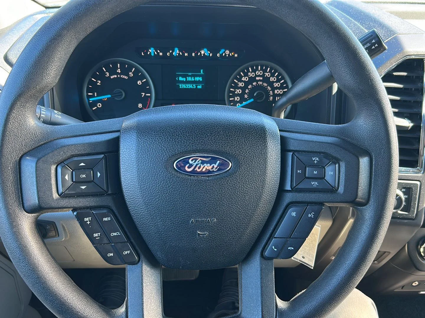 Used 2015 Blue Jeans Metallic Ford XLT image 12
