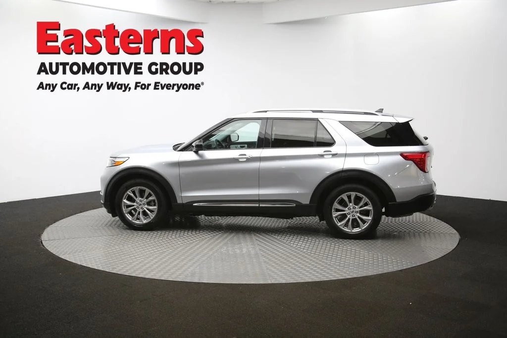 Used 2024 Silver Ford Limited image 61