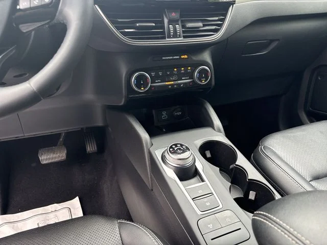 Used 2022 Gray Ford SEL image 20
