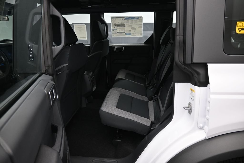 New 2026 Oxford White Ford Base image 17