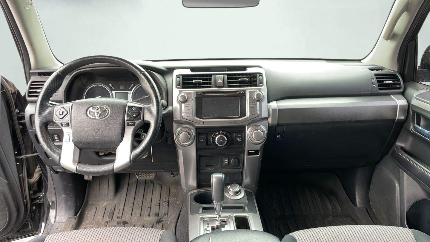Used 2016 Black Toyota SR5 image 11