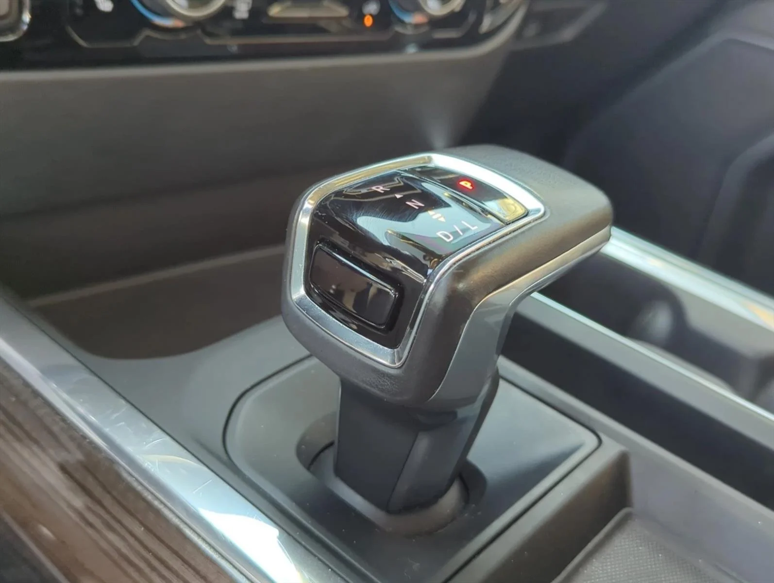 Used 2022 Glacier Blue Metallic Chevrolet RST image 19