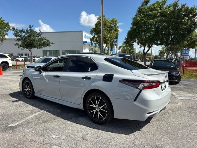 Used 2024 White Toyota SE image 14