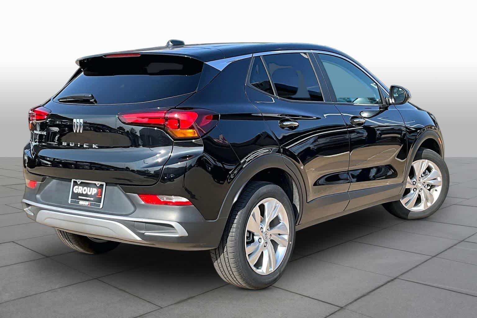Used 2025 Ebony Twilight Metallic Buick Preferred image 12
