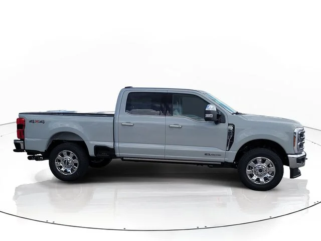 New 2026 Avalanche Ford Lariat image 4