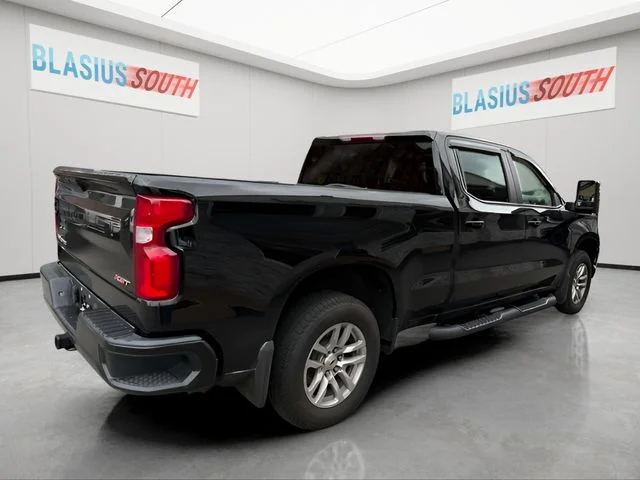Used 2022 Black Chevrolet RST image 2