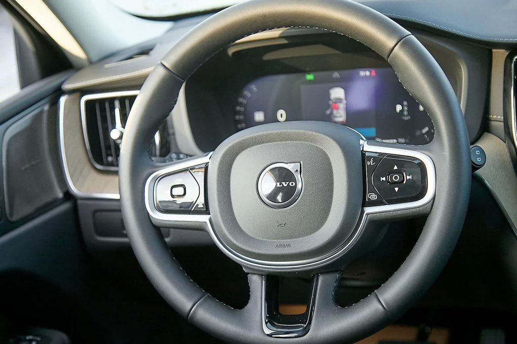 New 2026 Vapour Grey Volvo Ultra image 27