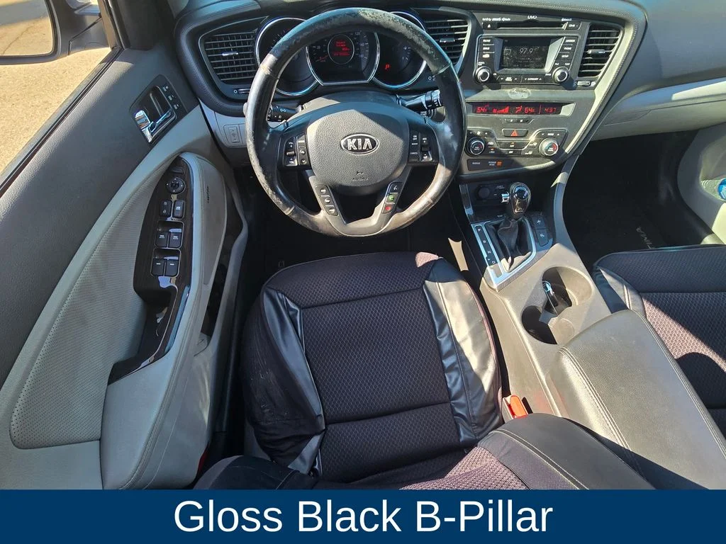 Used 2013 Silver Kia EX image 13