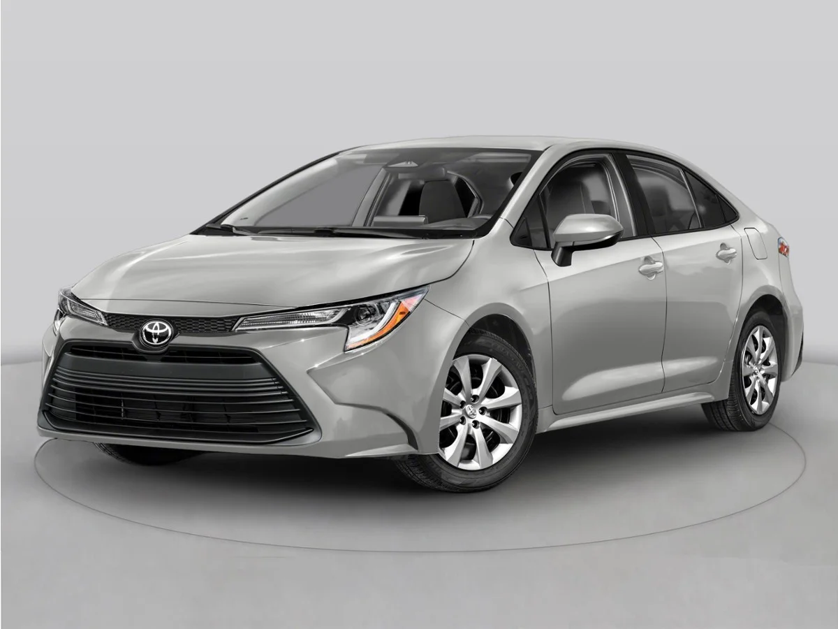 Used 2024  Toyota LE image 1