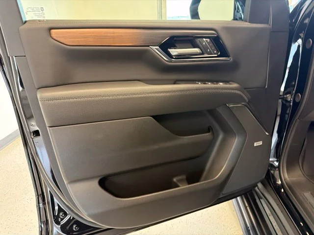 2027 GMC Yukon Denali - Photo 54