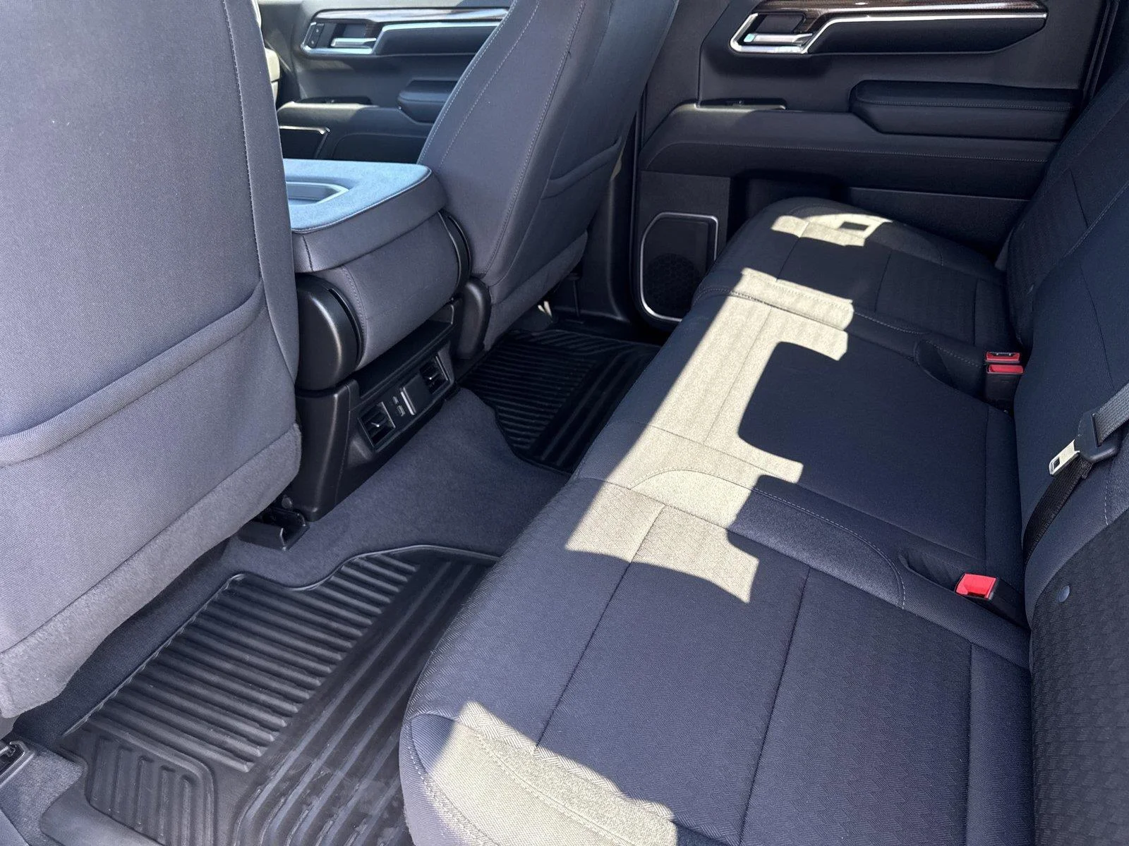 Used 2024 Black Chevrolet LT (2FL) image 27
