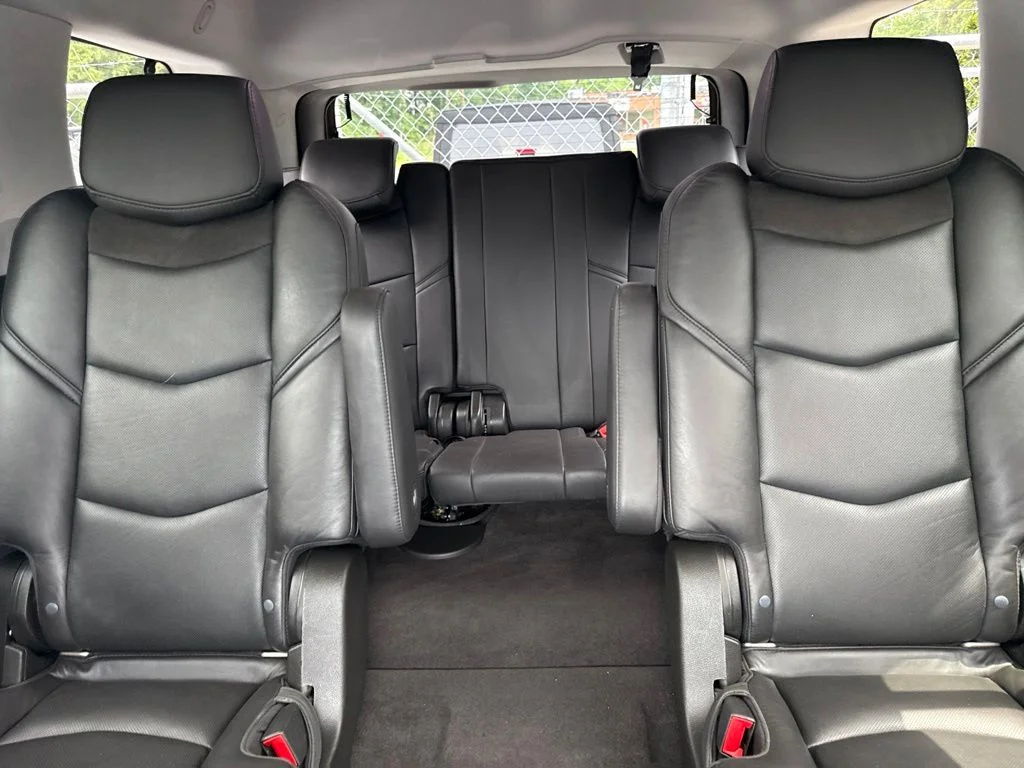 Used 2020 Black Cadillac Premium Luxury image 5