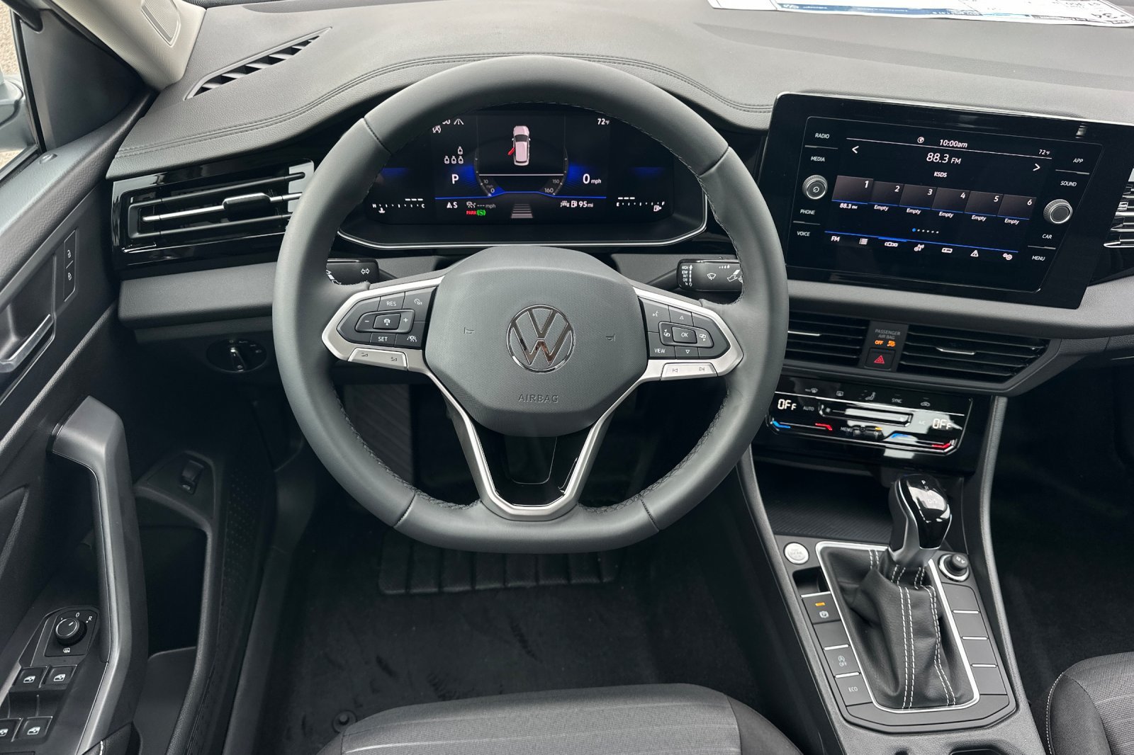 New 2027 Pure White Volkswagen 1.5T S image 14