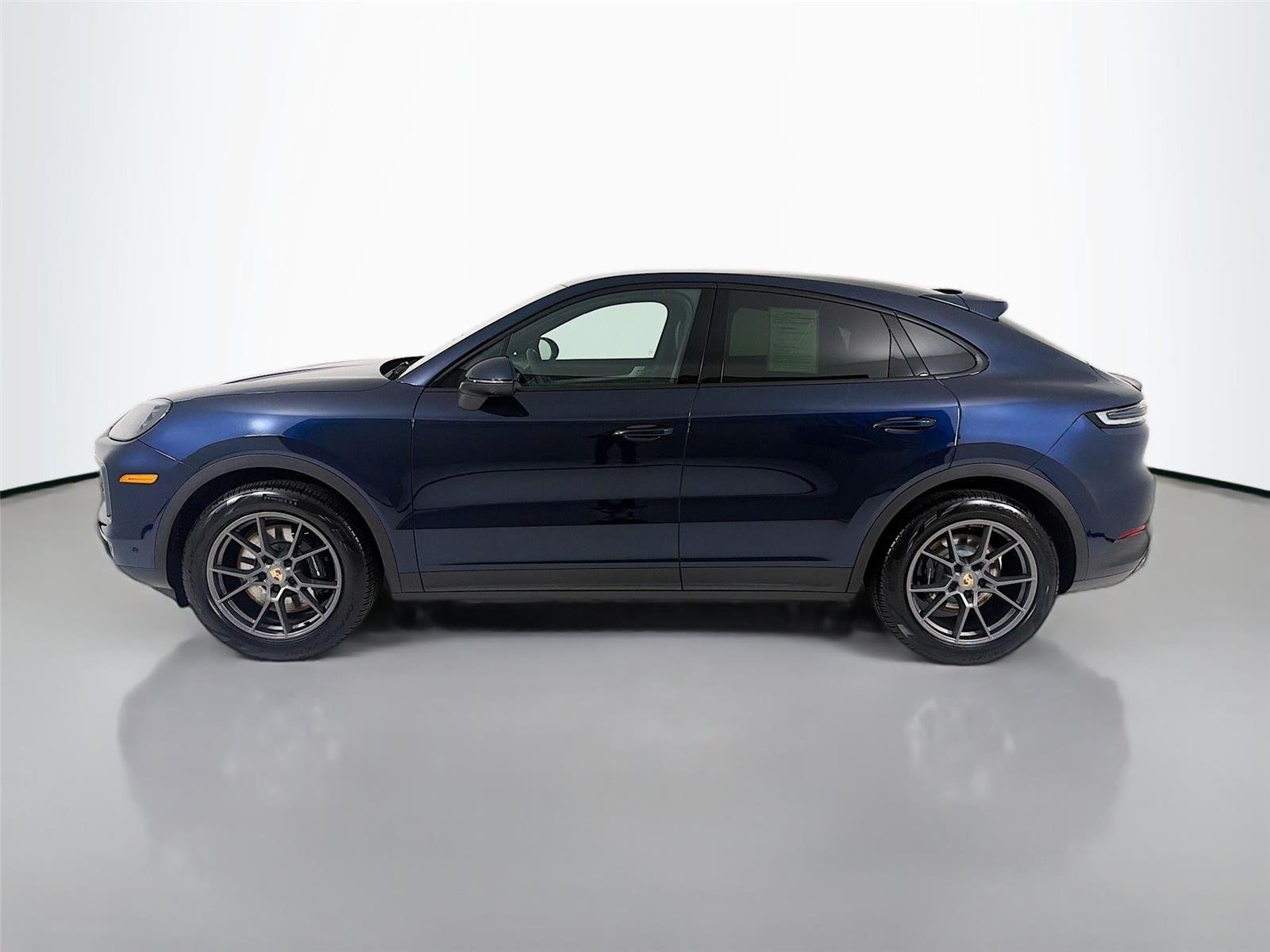 Used 2025 Algarve Blue Metallic Porsche  image 2