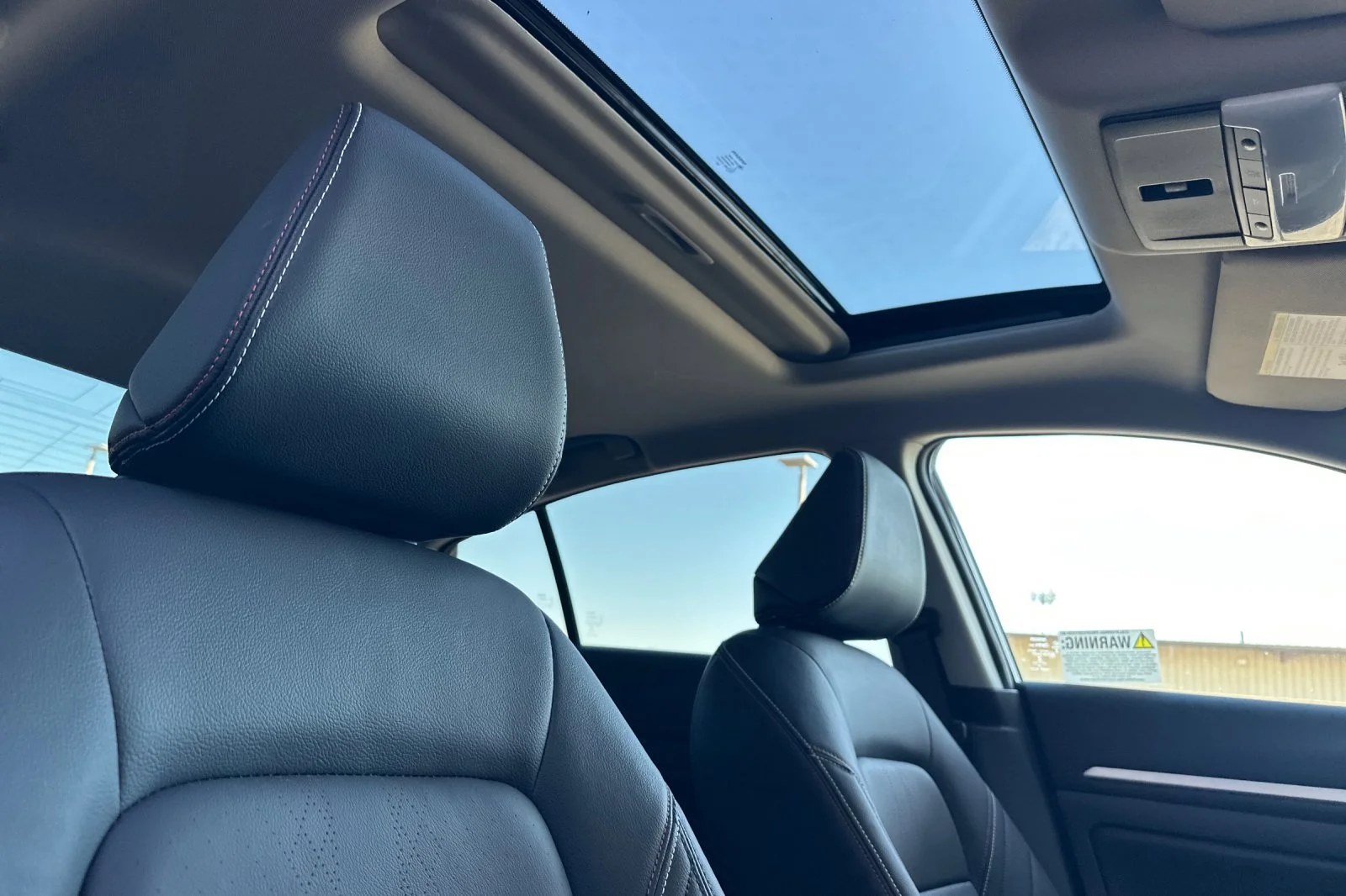 2025 Nissan Altima SR - Photo 16