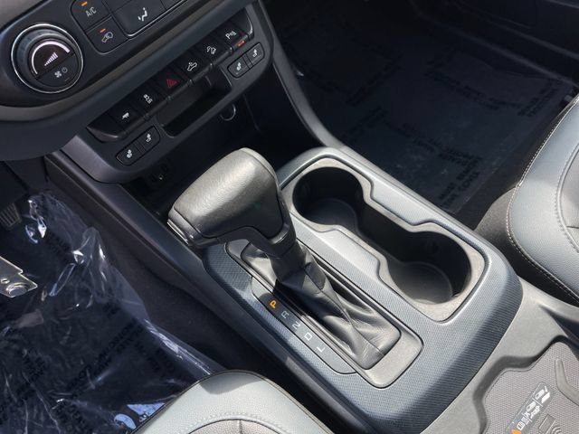 Used 2020 Red Chevrolet 4WD Z71 image 22