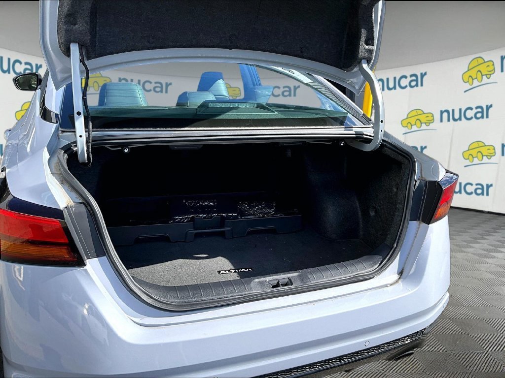 Used 2024 Gray Nissan 2.5 SR image 24