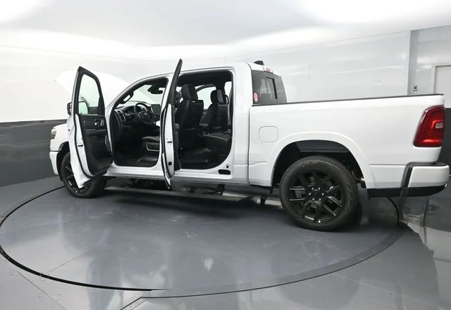 2026 RAM 1500 Laramie - Photo 34