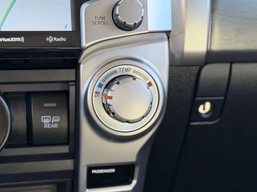 Used 2024  Toyota SR5 Premium image 19