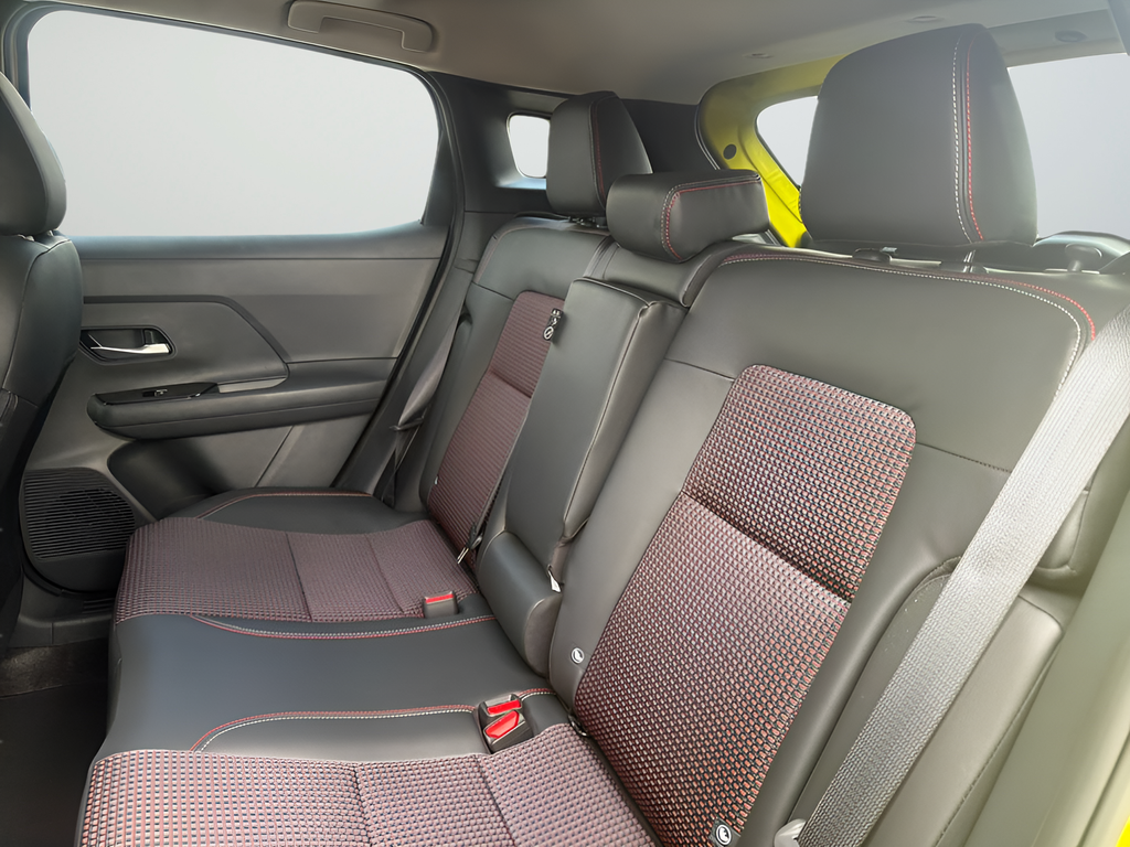 2026 Nissan KICKS SR - Photo 21