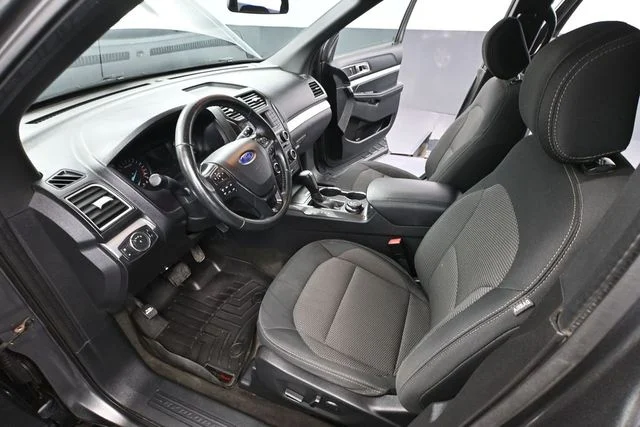2017 Ford Explorer XLT - Photo 20