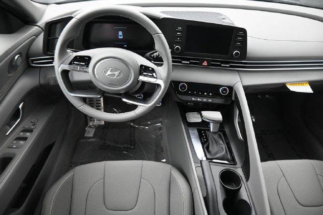 New 2026 Gray Hyundai SEL Sport image 13