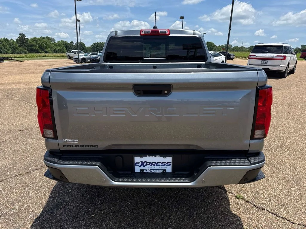 New 2026 Sterling Gray Metallic Chevrolet LT image 12