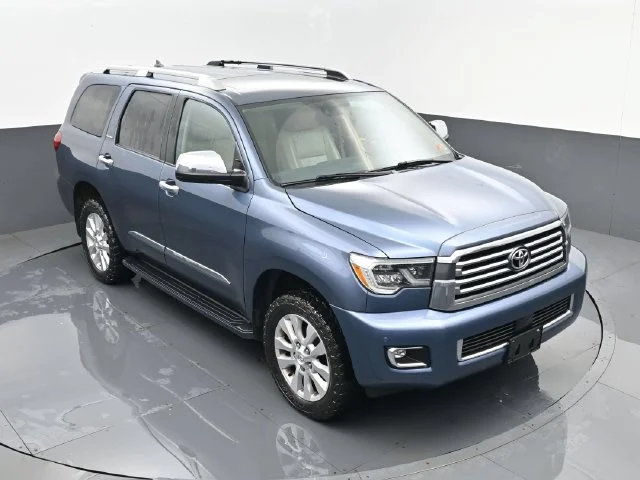 Used 2018 Shoreline Mist Toyota Platinum image 27