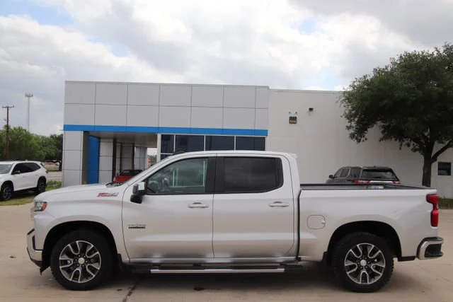 2020 Chevrolet Silverado 1500 LT - Photo 6